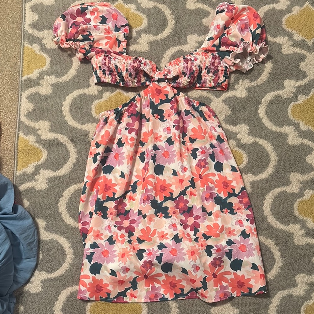 Floral Dress with Puff Sleeves